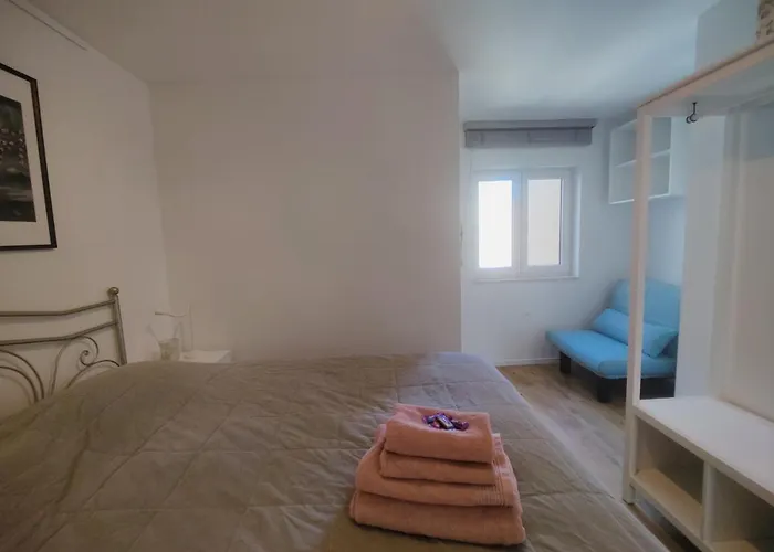 Nieuw Modern Appartement Vlakbij Strand