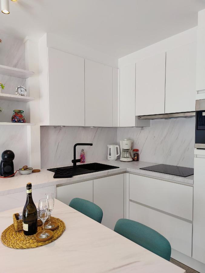 Nieuw Modern Vlakbij Appartement *